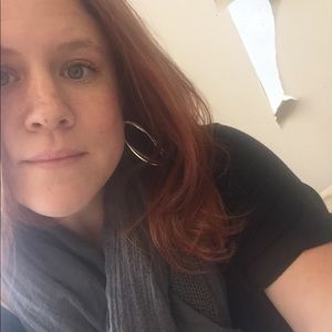 Meet your Posher, Cassandra